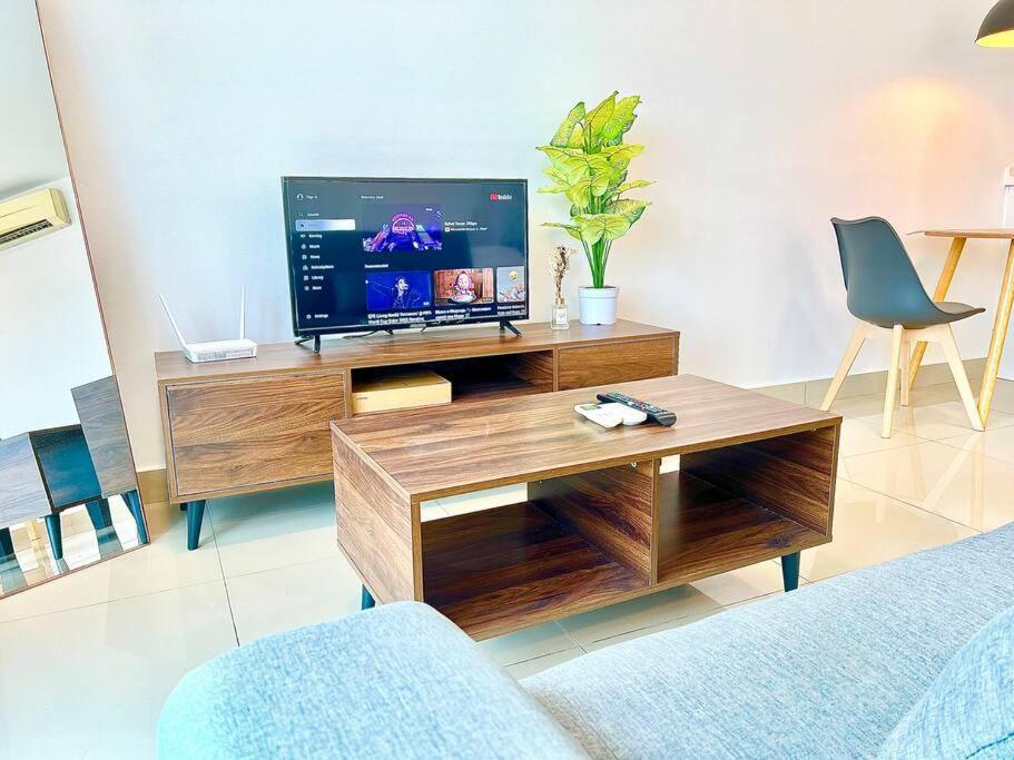 G 1-5Pax Cozy Home Trefoil Setia Alam 100Mps Wifi & Tv Sccc Kültér fotó
